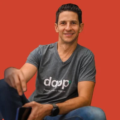Toño Peláez